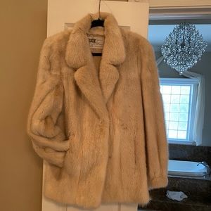 Gorgeous! Mink Fur Coat - SALE!!